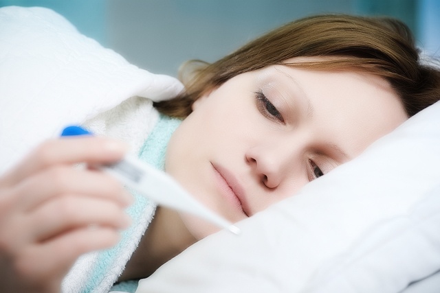 Что может быть если болит голова и глазные яблоки