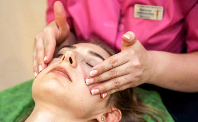 Массаж лица
