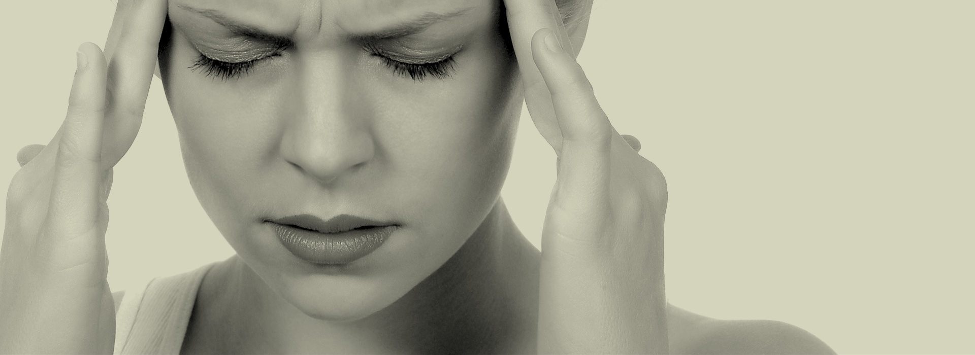 Болит голова шея челюсть